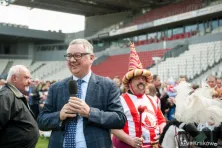 Janusz Filipiak, były prezes Cracovii, na stadionie. Zmarł w 2023