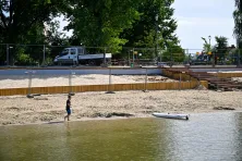 Remont plaży nad zalewem Bagry