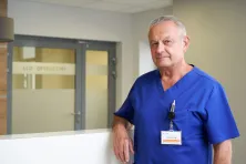 dr n. med. Leszek Juszczyk ze Szpitala Położniczo-Ginekologicznego Ujastek