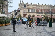 Zapory bezpieczeństwa na Rynku Głównym