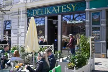 Delikatesy Biedronka na Rynku Głównym