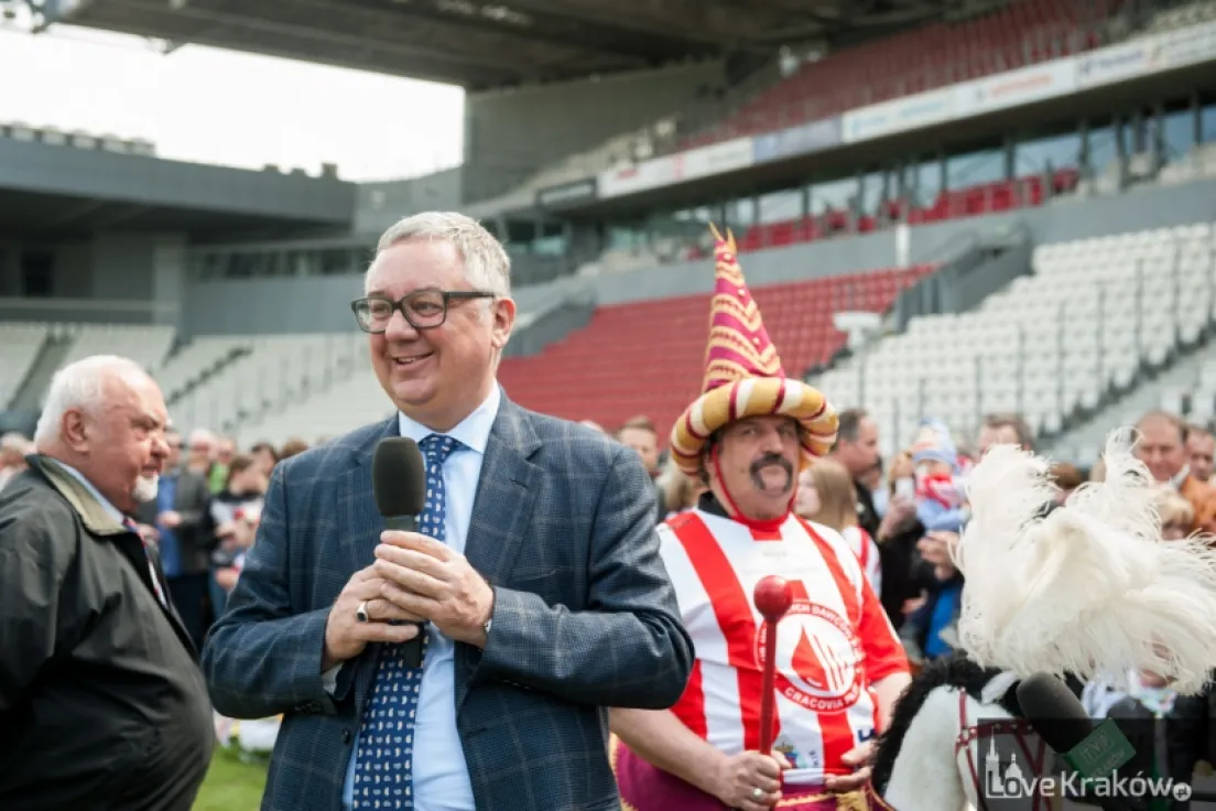 Janusz Filipiak, były prezes Cracovii, na stadionie. Zmarł w 2023