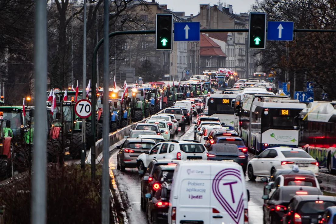 Aleje Trzech Wieszczów w trakcie jednego z protestów