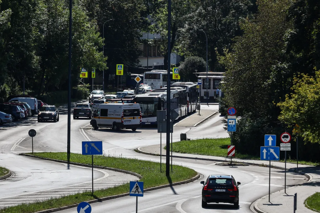 Widok na pętlę autobusową "Azory"