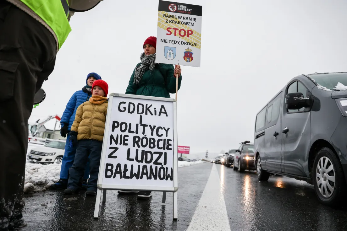 Protest przeciwko trasie S7 w Głogoczowie