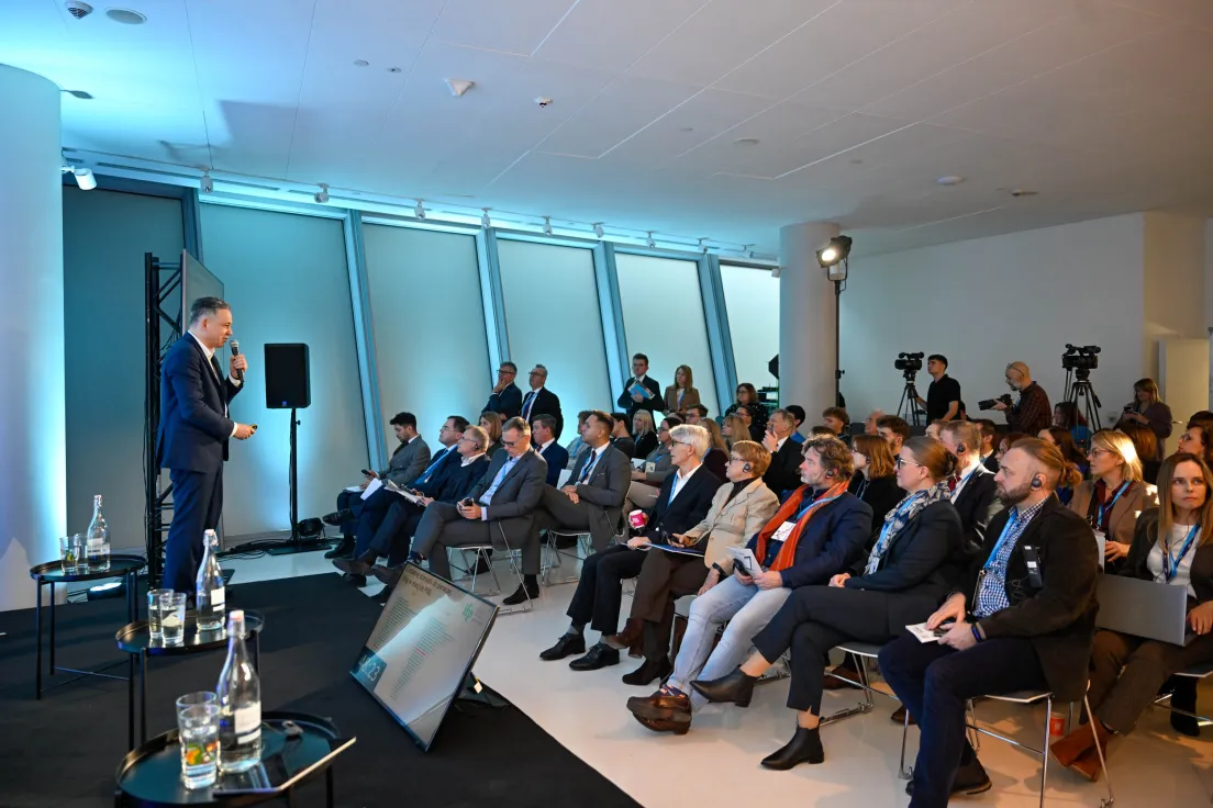 Kongres ekonomiczny OEES Open Eyes Economy Summit