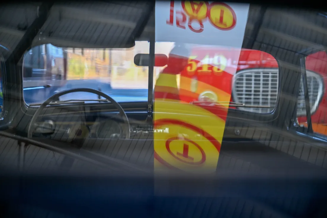 Nowa wystawa autobusów na 150 lecie MPK w  hangarze Muzeum Inżynierii Miejskiej