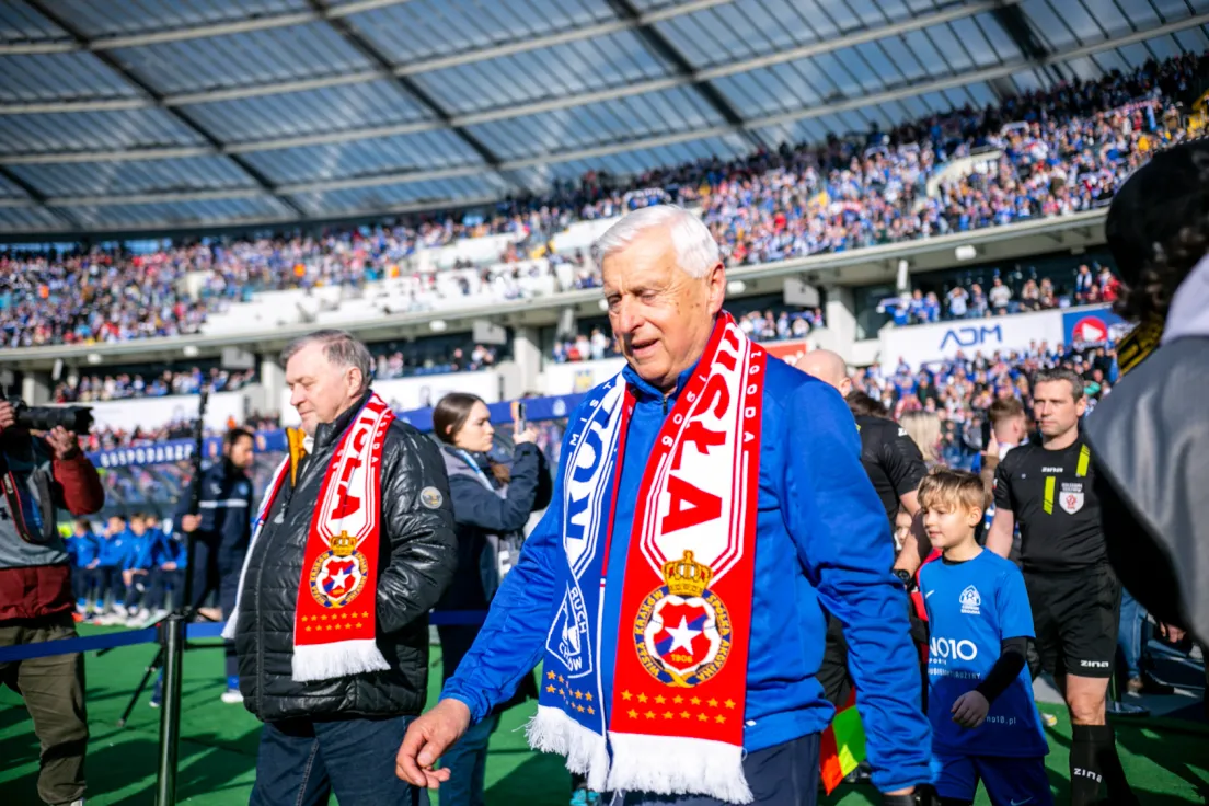 Kazimierz Kmiecik podczas meczu Ruch i Wisła w sezonie 2024/25