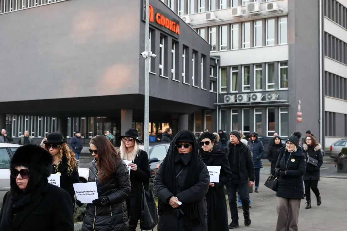 Protest przeciwko budowie S7 przed GDDKiA