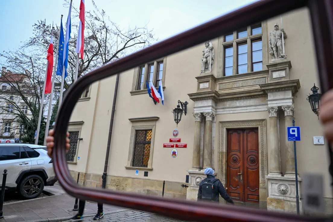 Urząd Miasta Krakowa w lustrze