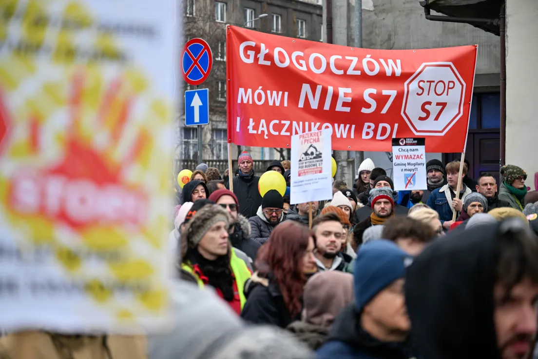 Protest pod siedzibą GDDKiA przeciwko budowie S7 na południu Krakowa