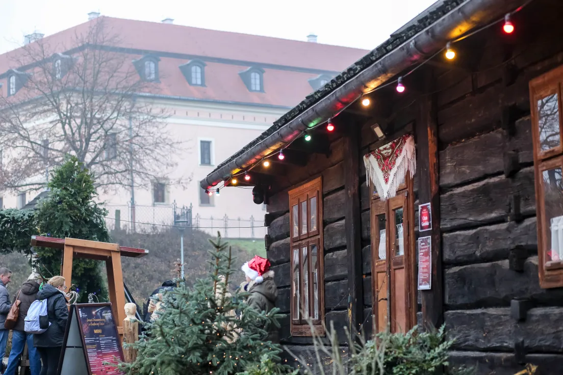 Jarmark świąteczny w Niepołomicach