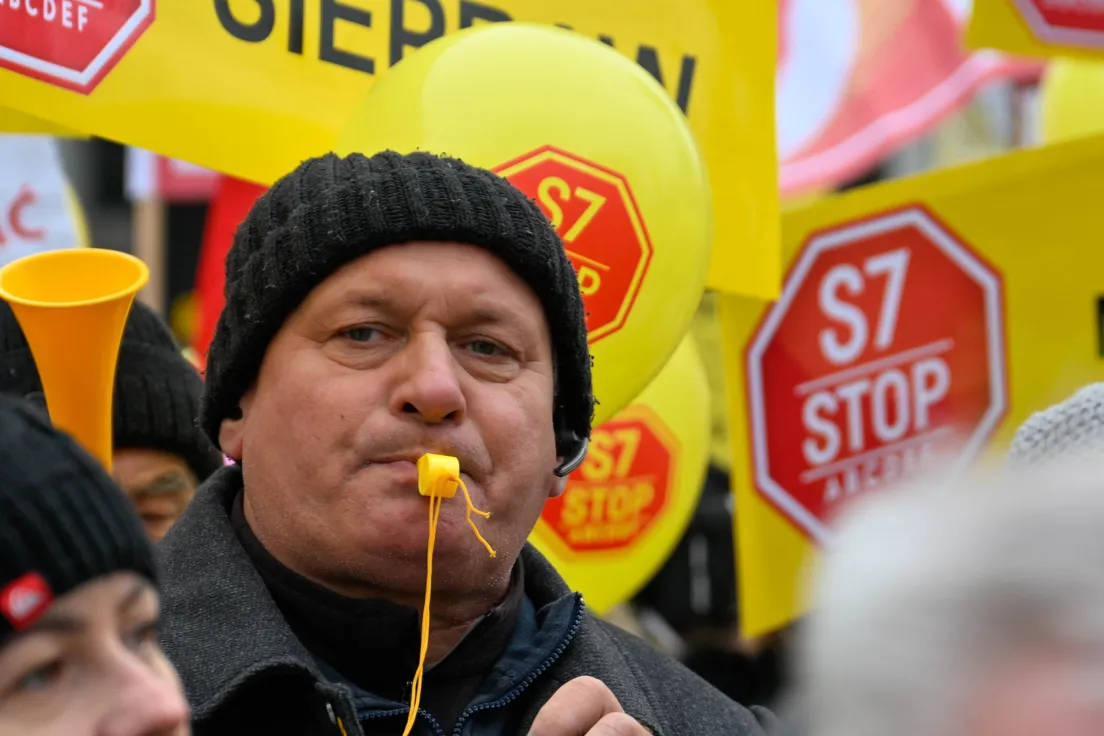 Protest pod siedzibą GDDKiA przeciwko budowie S7 na południu Krakowa