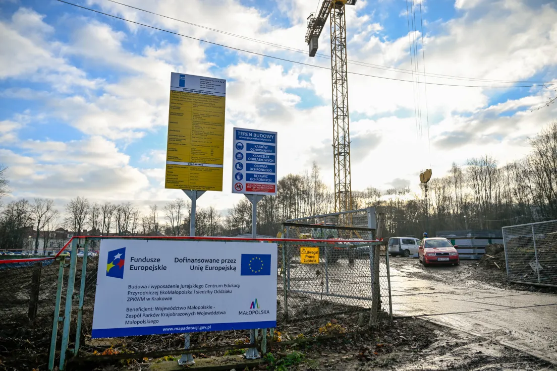 Budowa Jurajskiego Centrum Edukacji Przyrodniczej na Modrzewiowej
