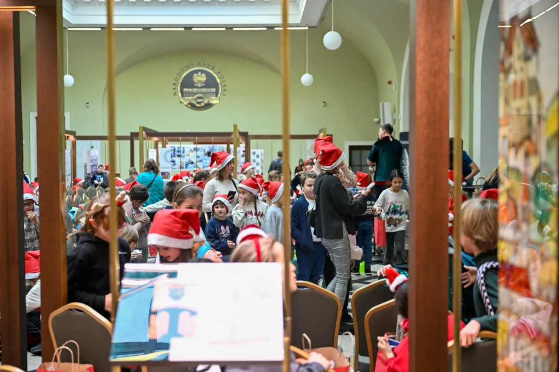 Mikołaje i dzieciaki opanowały Krakowski Salon Ekonomiczny