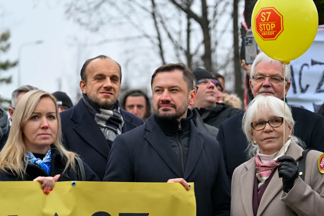 Protest pod siedzibą GDDKiA przeciwko budowie S7 na południu Krakowa