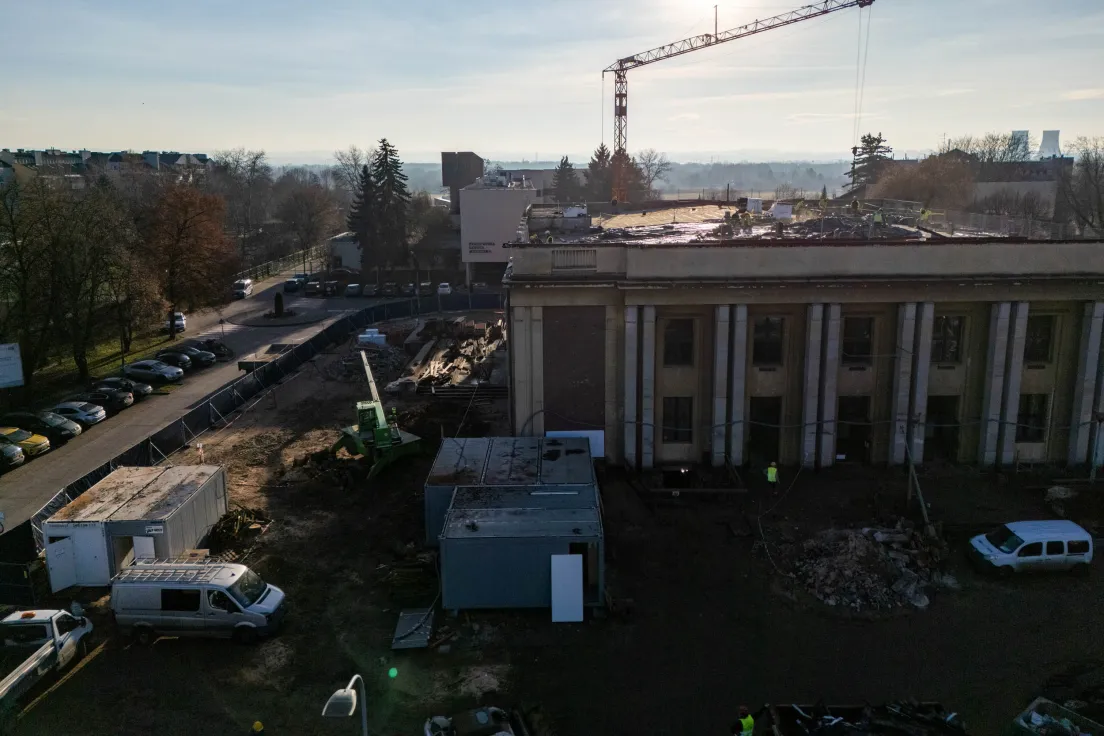 Remont dawnego kina Światowid