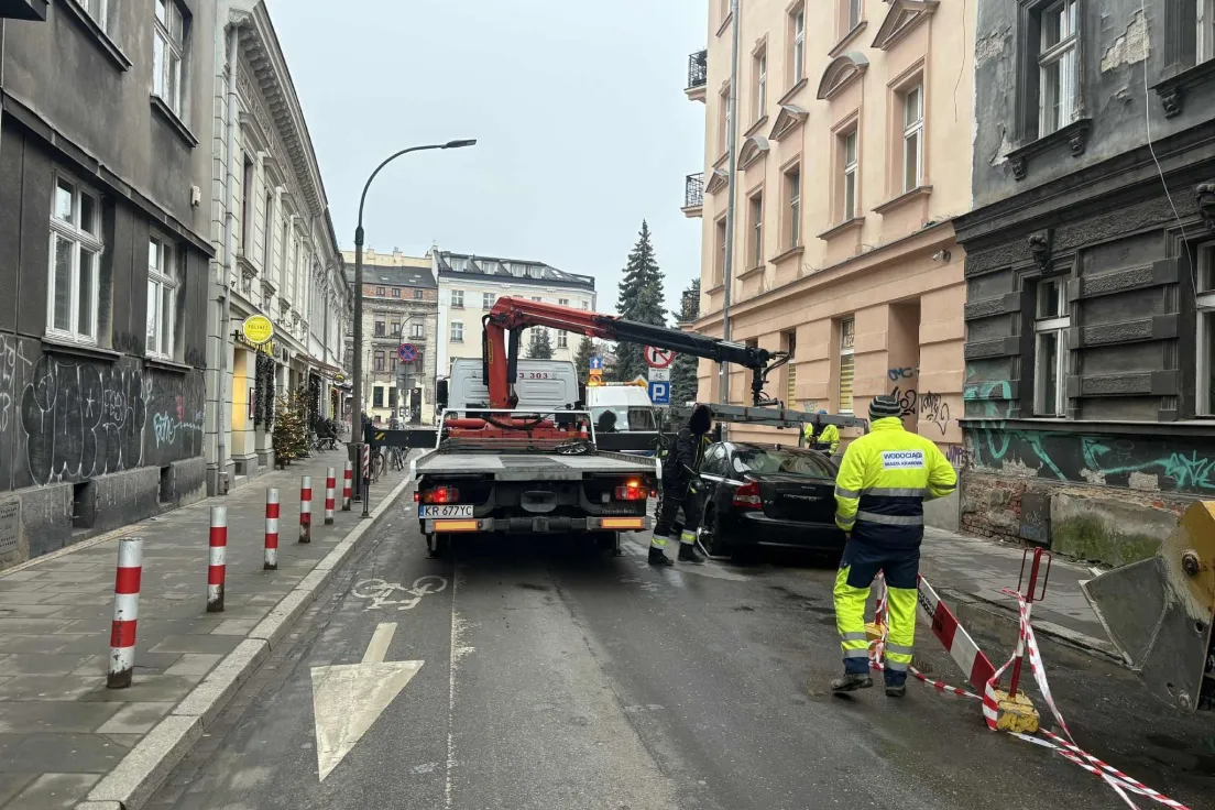 Pracownicy wodociągów są na miejscu