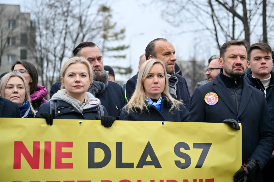 Protest pod siedzibą GDDKiA przeciwko budowie S7 na południu Krakowa