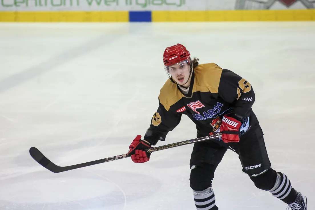 Teddy Bear Toss podczas meczu Comarch Cracovii
