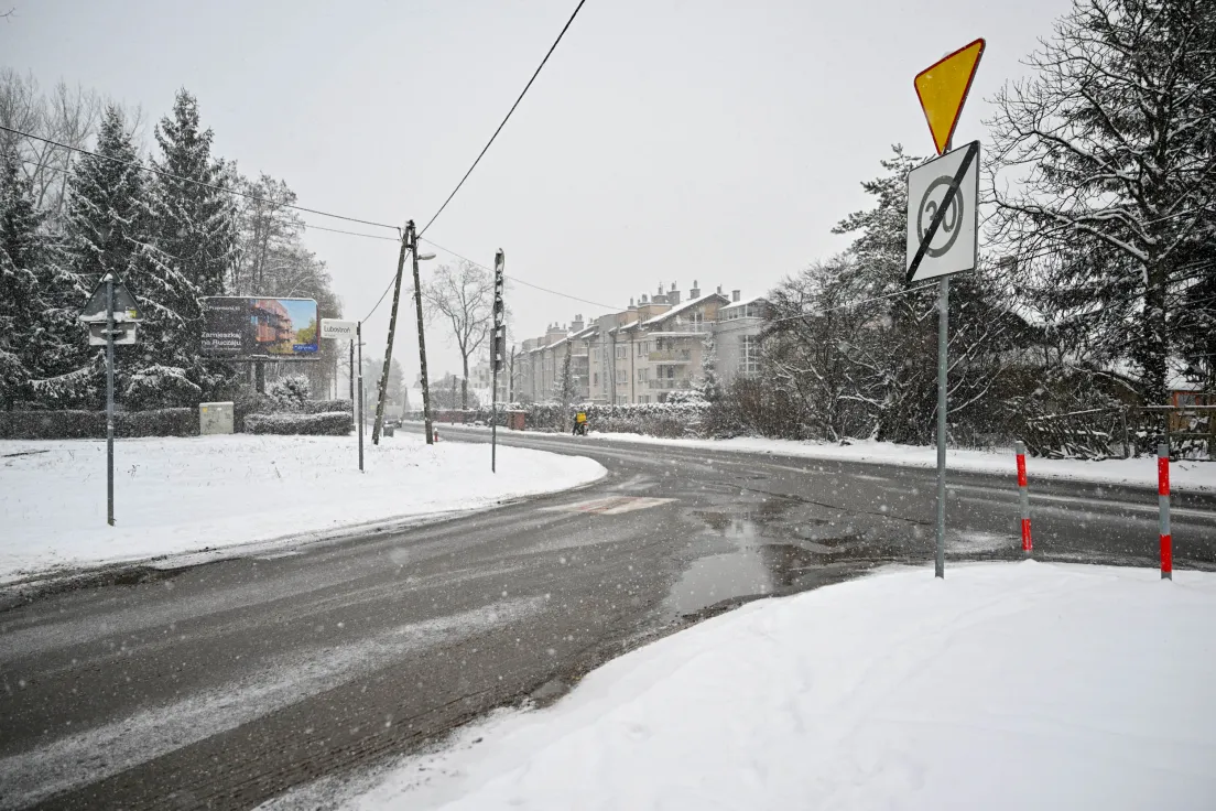 Skrzyżowanie ulic Lubostoń i Kobierzyńskiej