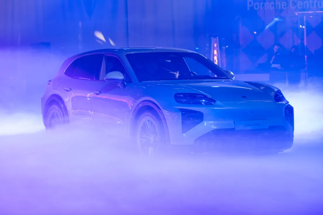 Porsche Cayenne Electric zadebiutowało na tafli lodu