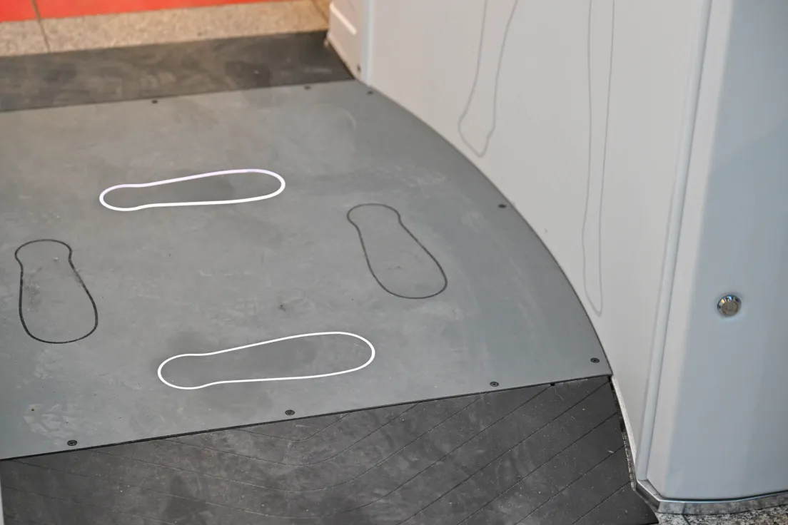 Skaner Body Scanner na lotnisku w Balicach