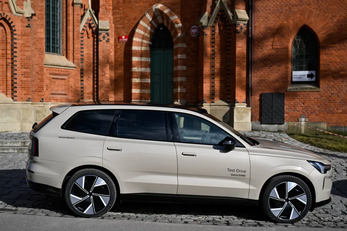 Testy Volvo EX30, EX90 i ES90
