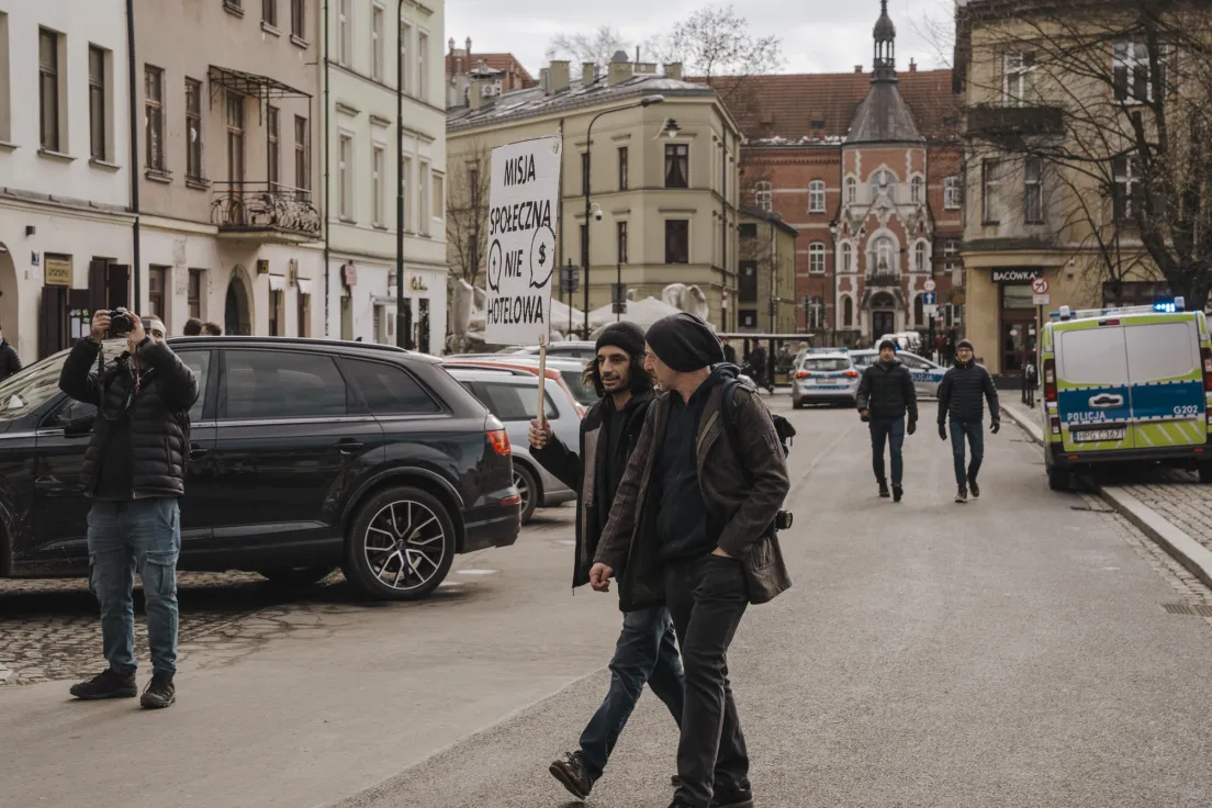 Protest przecwiko budowie Hotelu w miejscu trzech kamienic na ul. Bożego Ciała i Józefa, oraz wywłaszczeniom i eksmisjom.