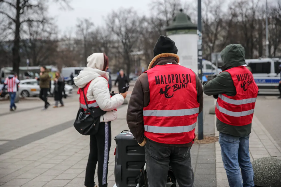 Zbiórka podpisów pod referendum pod stadionem Cracovii