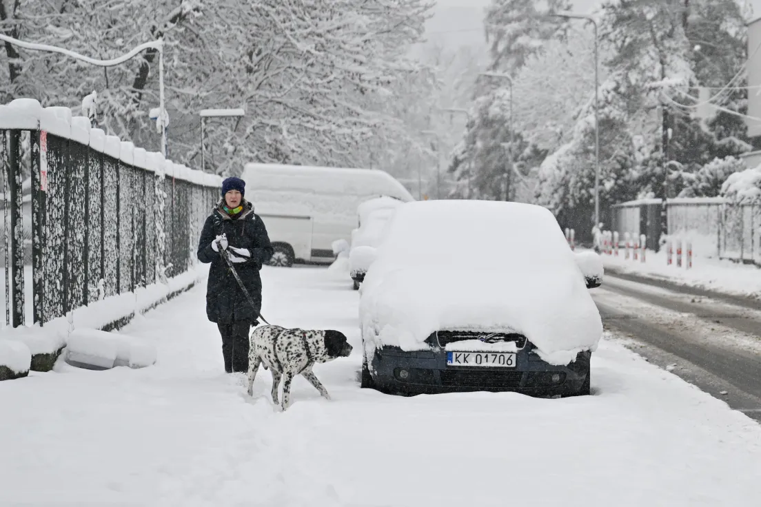 Duże opady śniegu w Krakowie