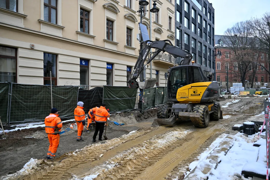 Remont torowiska na skrzyżowaniu Straszewskiego i Piłsudskiego