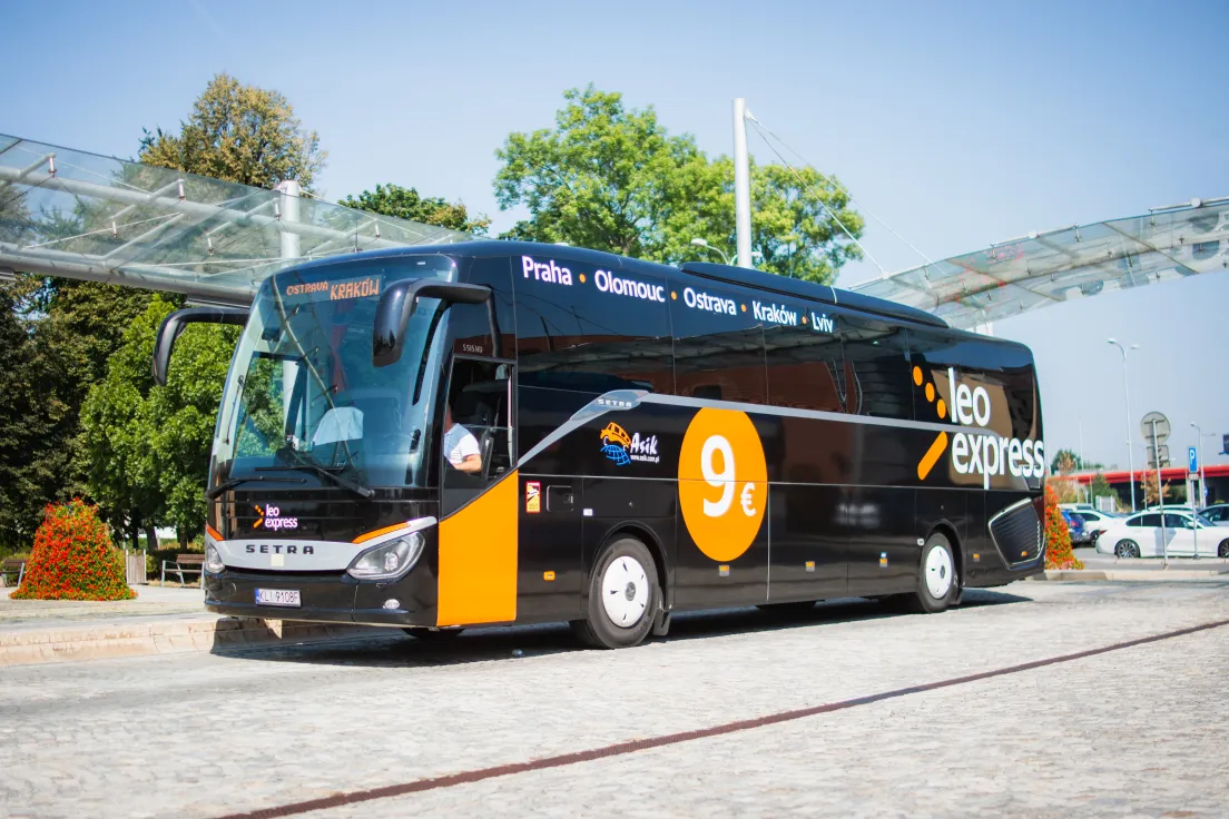 Autobus Leo Express