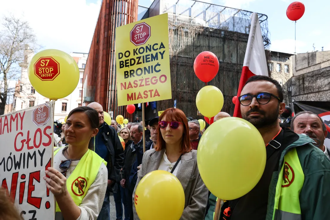 Protest przeciwko budowie trasy S7