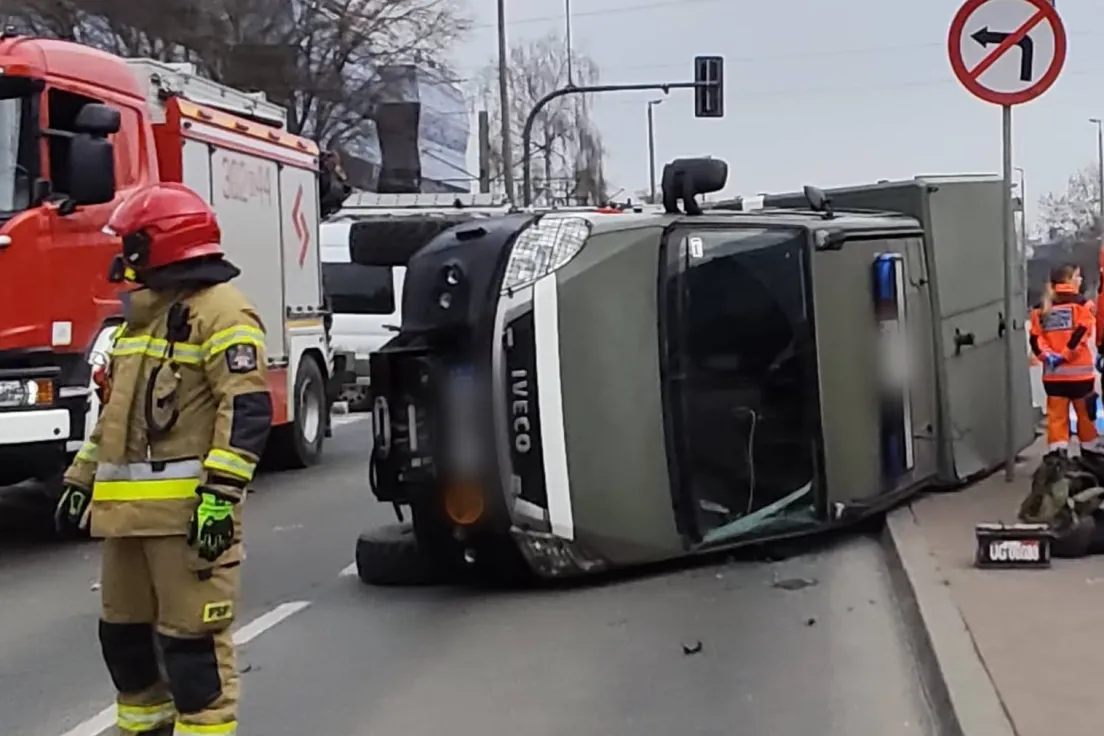 Wypadek na skrzyżowaniu Zakopiańskiej i Rzemieślniczej