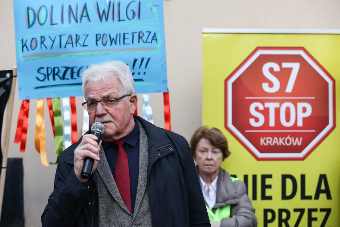 Protest przeciwko budowie trasy S7