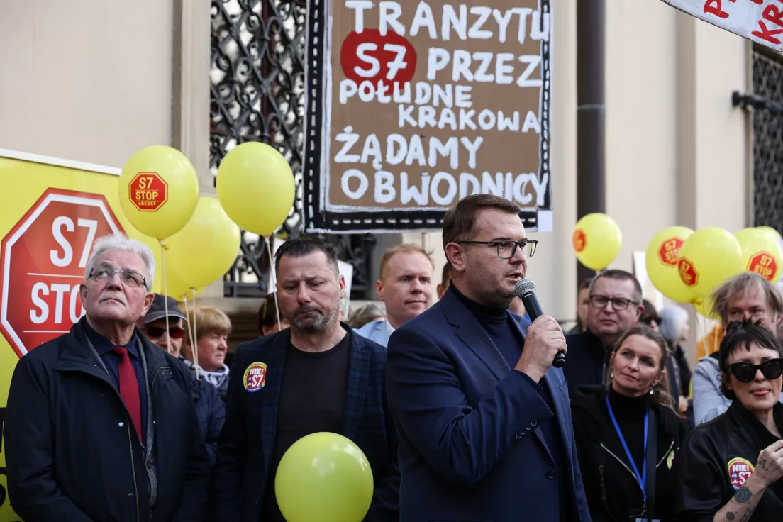 Protest przeciwko budowie trasy S7