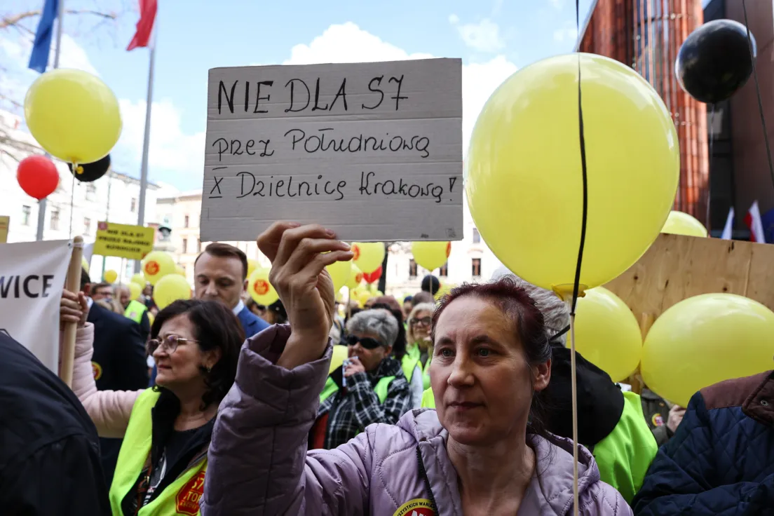 Protest przeciwko budowie trasy S7