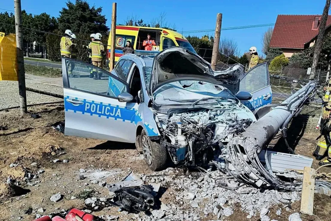 Wypadek z udziałem radiowozu