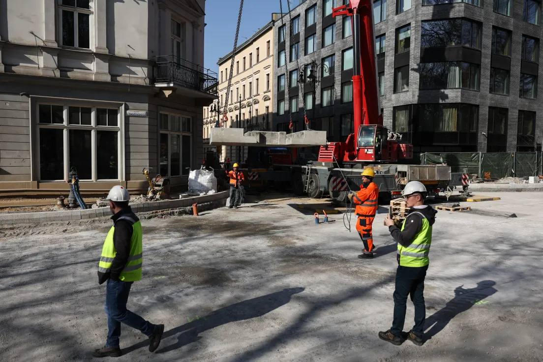 Montaż płyt tramwajowych przy ul. Straszewskiego