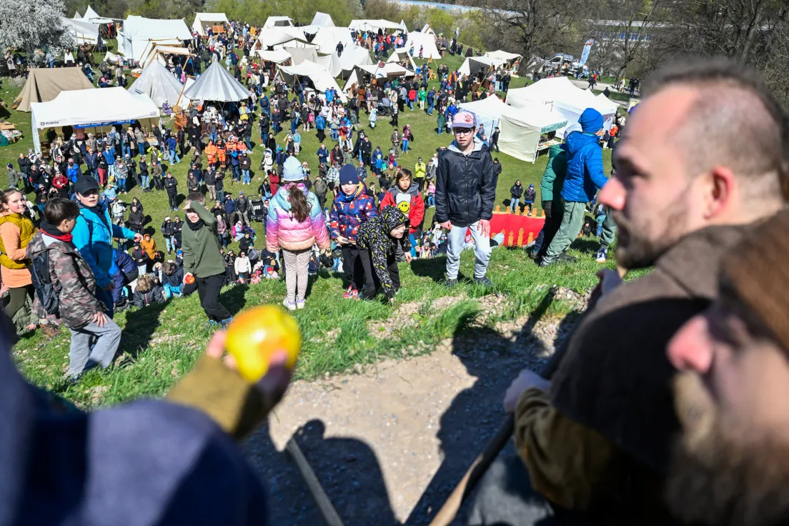 Tradyjce święto Rękawki pod kopcem Krakus na Podgórzu