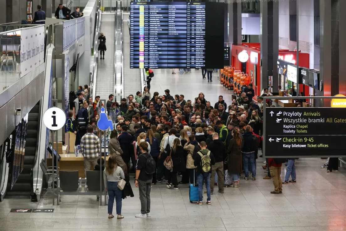 Testy tymczasowej poczekalni przedodlotowej Pre-Boarding Zone w Kraków Airport