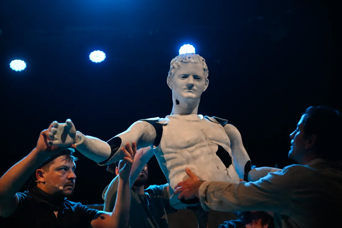 Spektakl Przemiany w teatrze Groteska