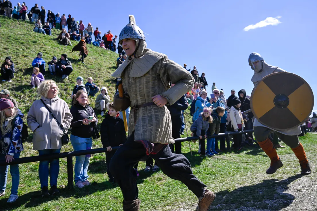 Tradyjce święto Rękawki pod kopcem Krakus na Podgórzu