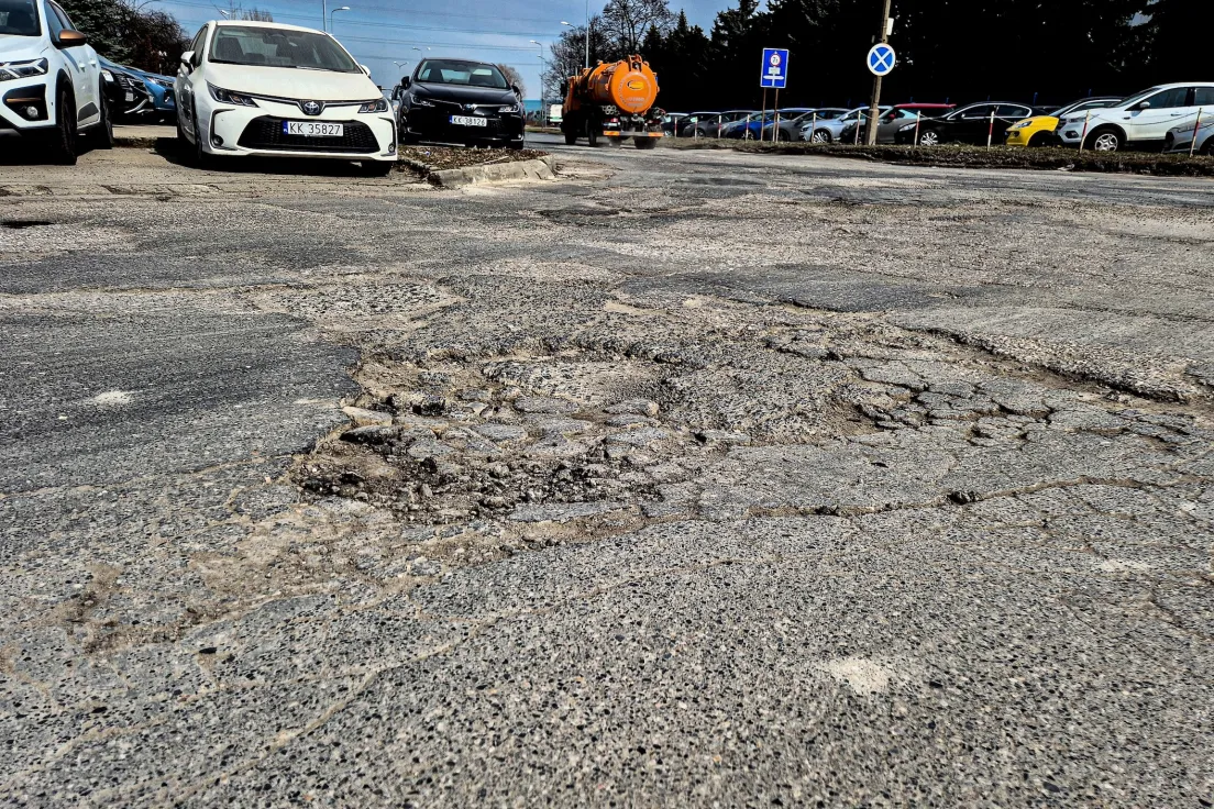 Skrzyżowanie ulic Obrońców Modlina i Brandla