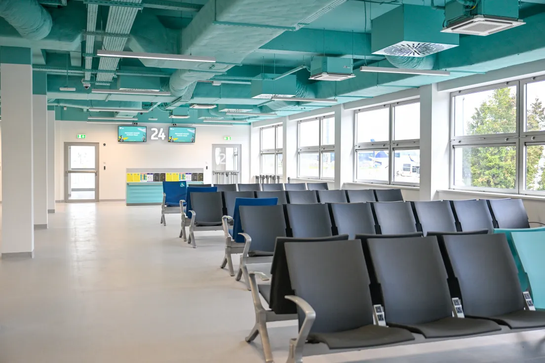 Otwarcie nowego tymczasowego terminalu dla oczekujących w Kraków Airport Balice