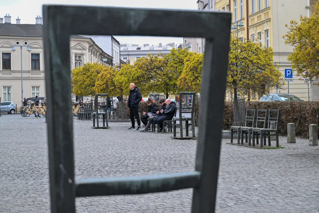 Modernizacja i nasadzenia na Placu Bohaterów Getta