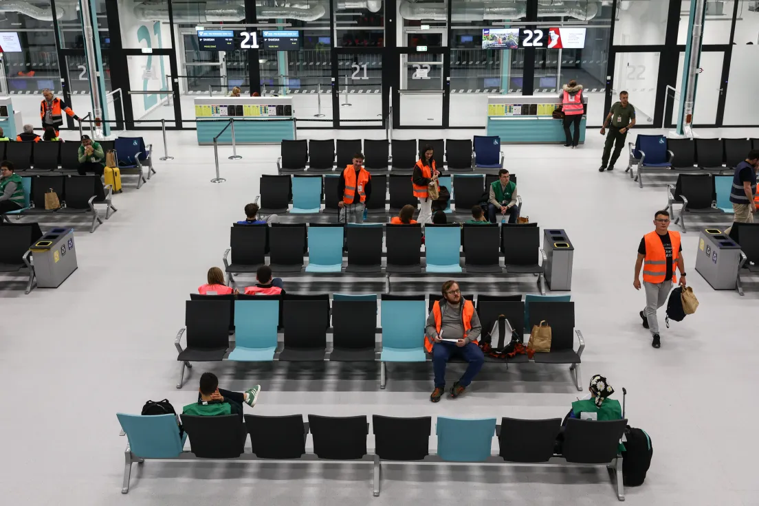 Testy tymczasowej poczekalni przedodlotowej Pre-Boarding Zone w Kraków Airport