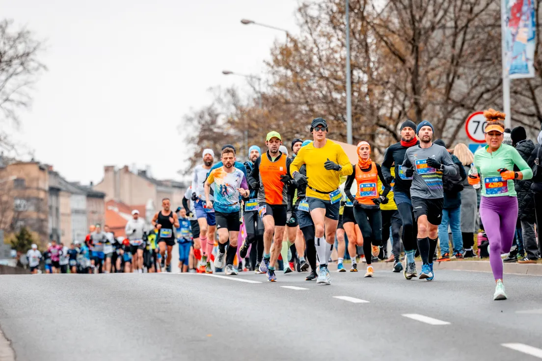 Uczestnicy 22. Cracovia Maratonu w 2025 roku