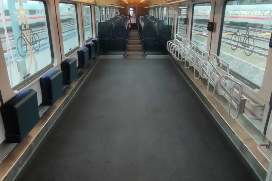 Używany wagon kupiony przez PKP Intercity